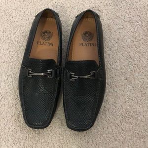 Men’s black loafers SZ 6.5